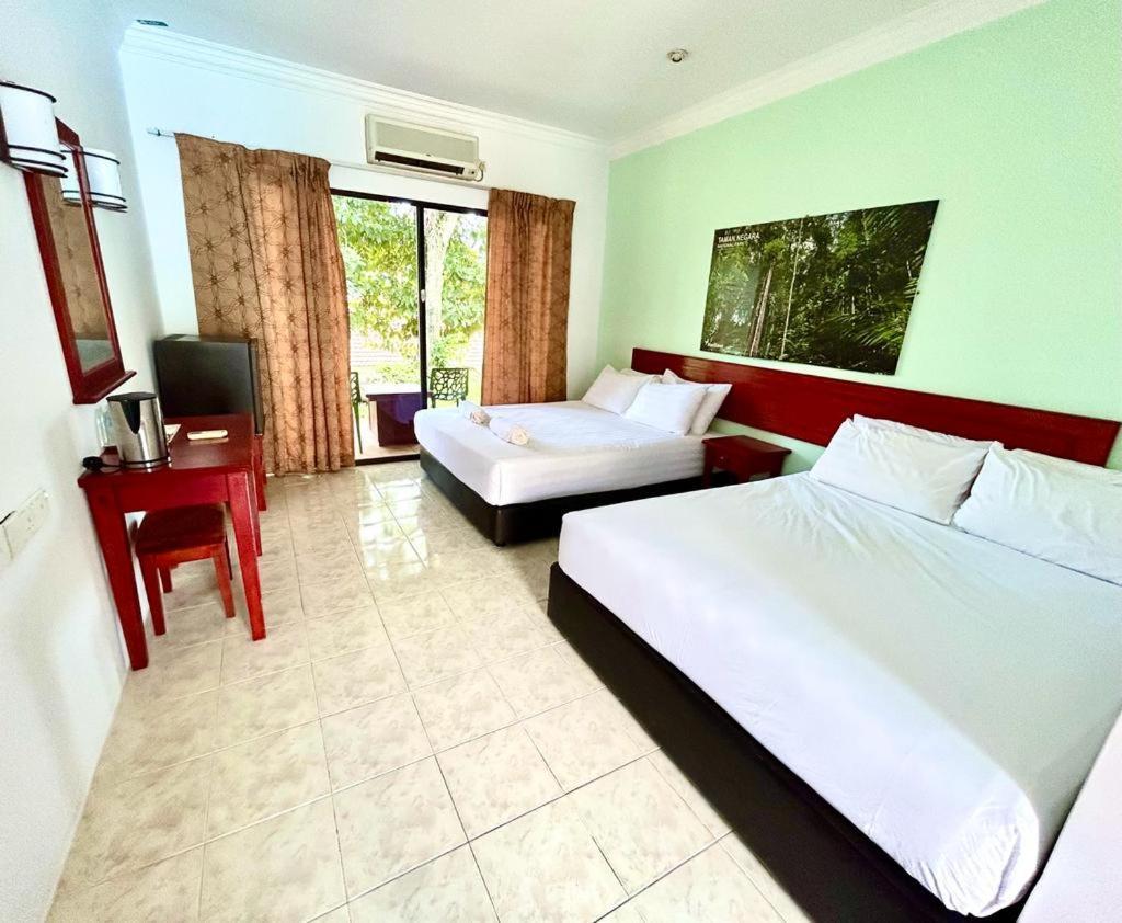 Xcape Resort Taman Negara Kuala Tahan Exterior foto