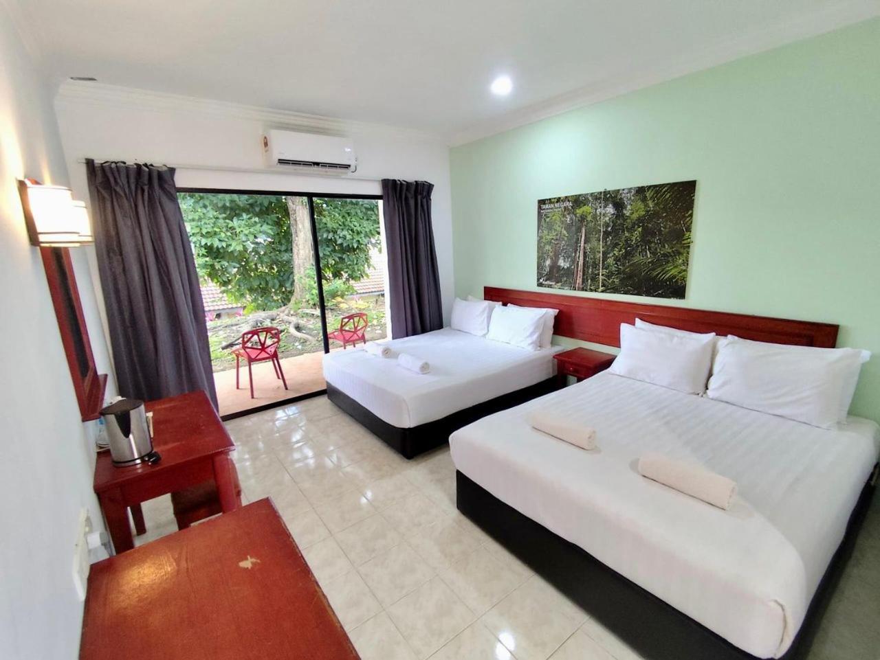 Xcape Resort Taman Negara Kuala Tahan Exterior foto