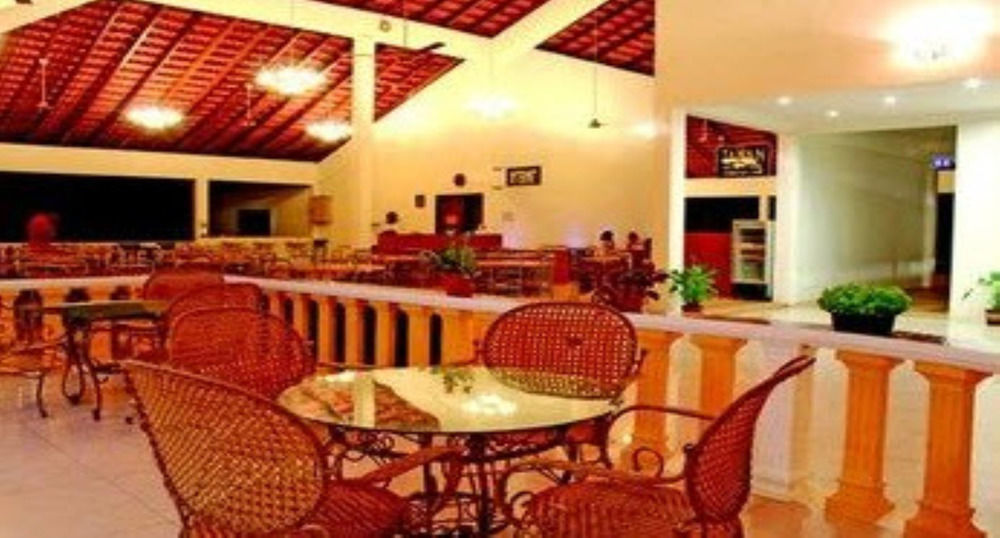 Xcape Resort Taman Negara Kuala Tahan Exterior foto