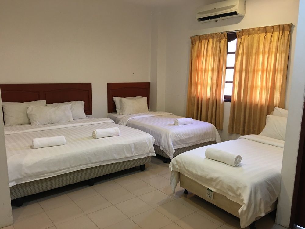 Xcape Resort Taman Negara Kuala Tahan Exterior foto