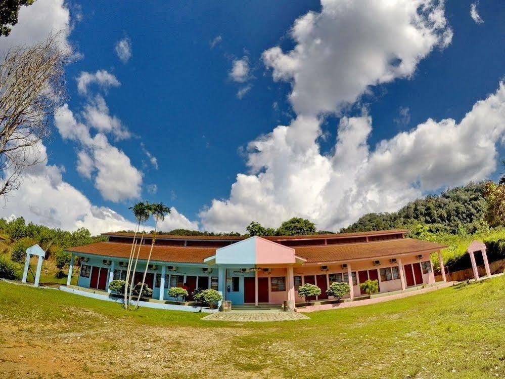 Xcape Resort Taman Negara Kuala Tahan Exterior foto
